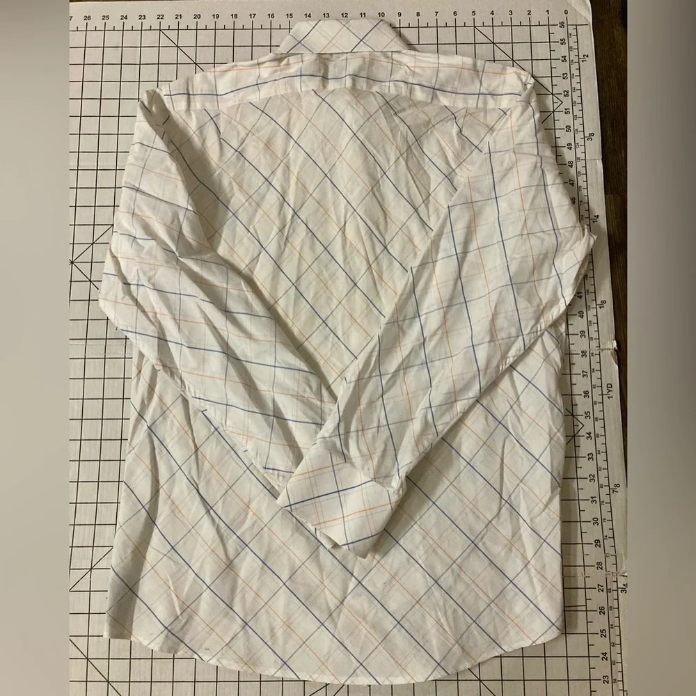 Banana Republic Men’s Size Large‎ Button Down Shirt